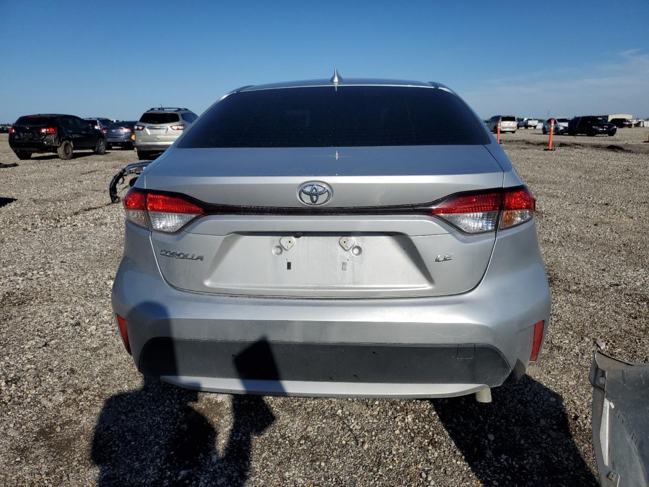 2022 TOYOTA COROLLA LE - Image 6