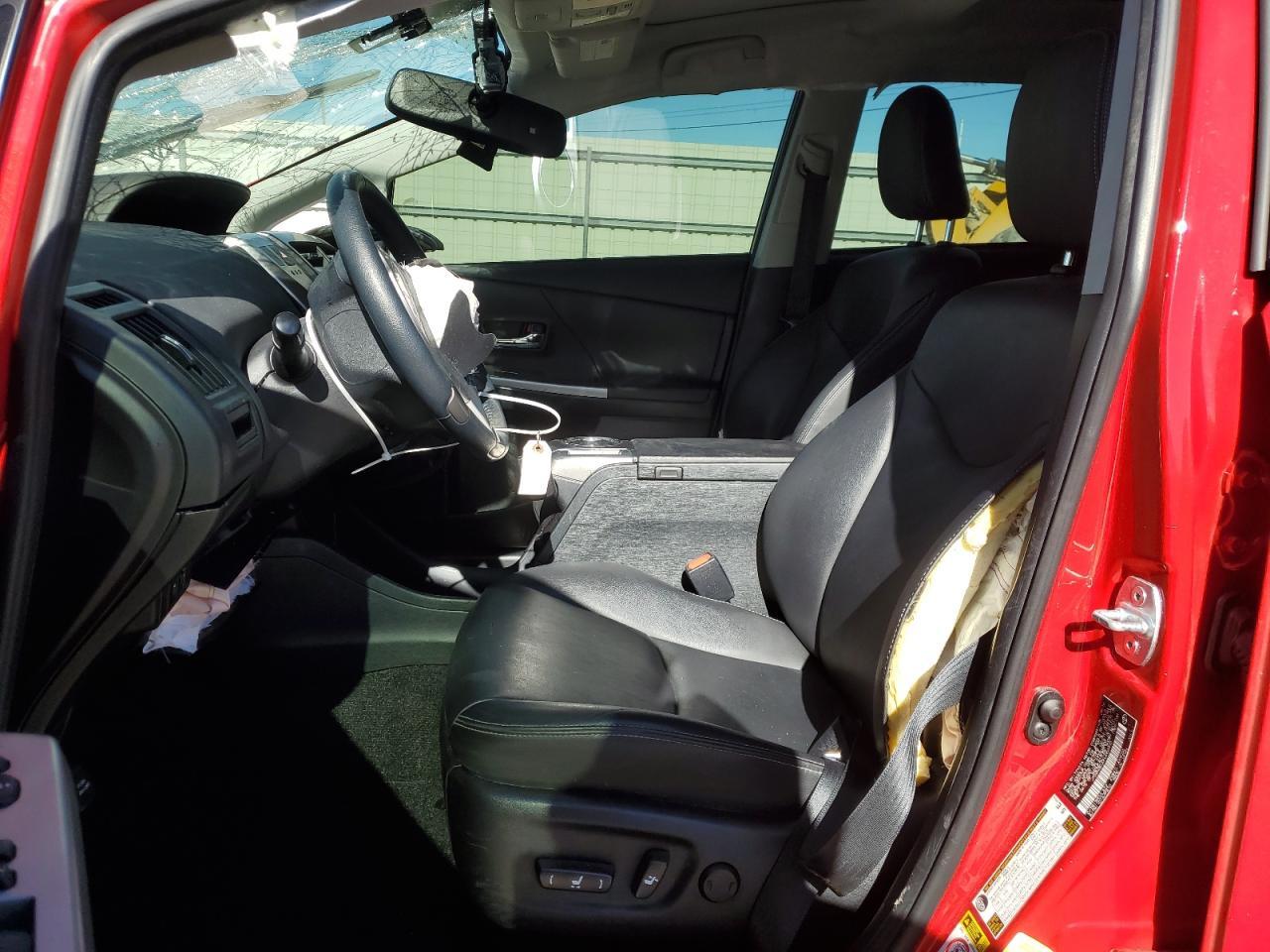 2017 TOYOTA PRIUS V - Фото 7