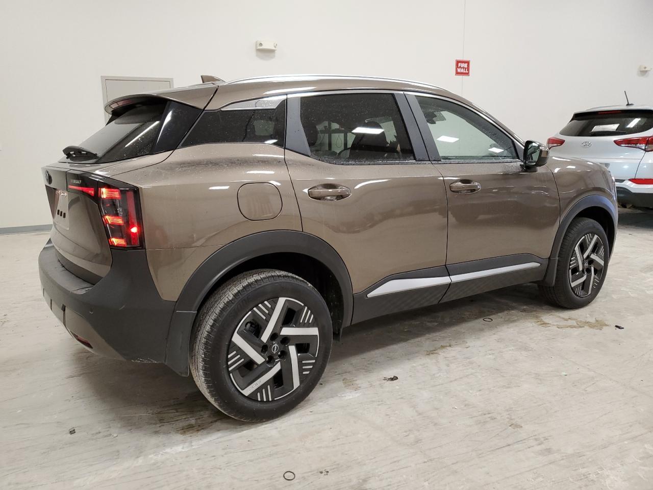 2025 NISSAN KICKS SV - Фото 3