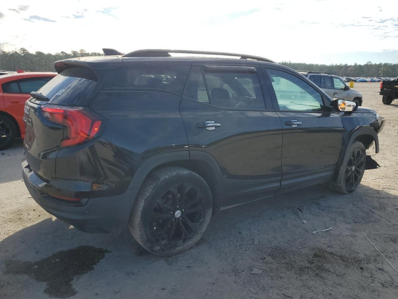 2019 GMC TERRAIN SL - Фото 3