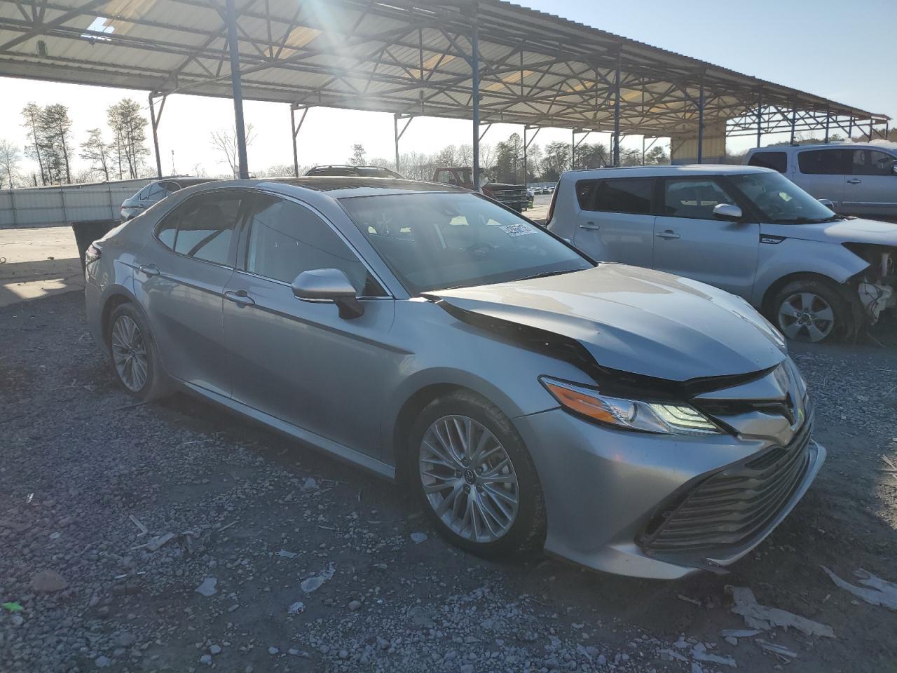 2019 TOYOTA CAMRY L - Фото 4
