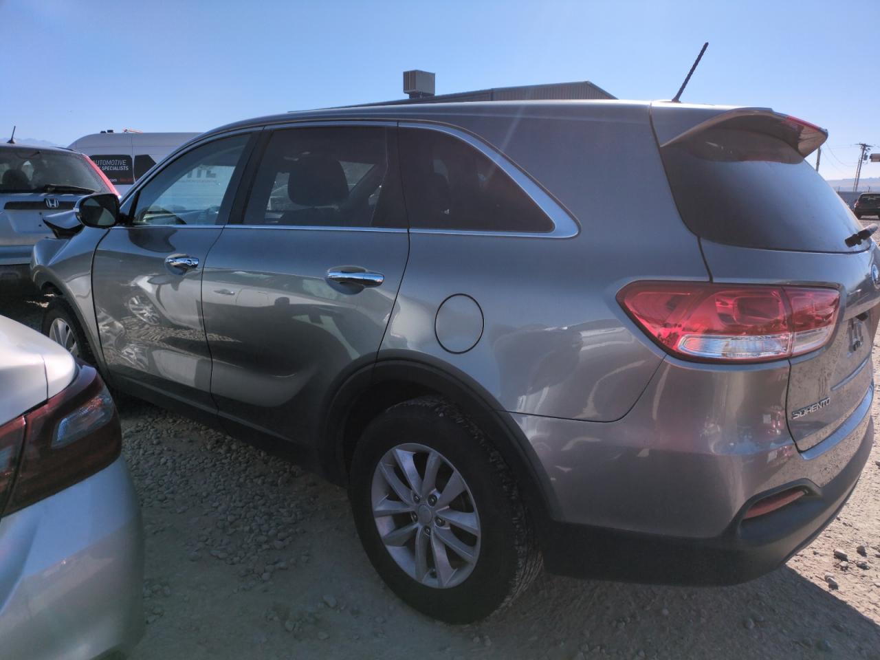 2016 KIA SORENTO LX - Image 2