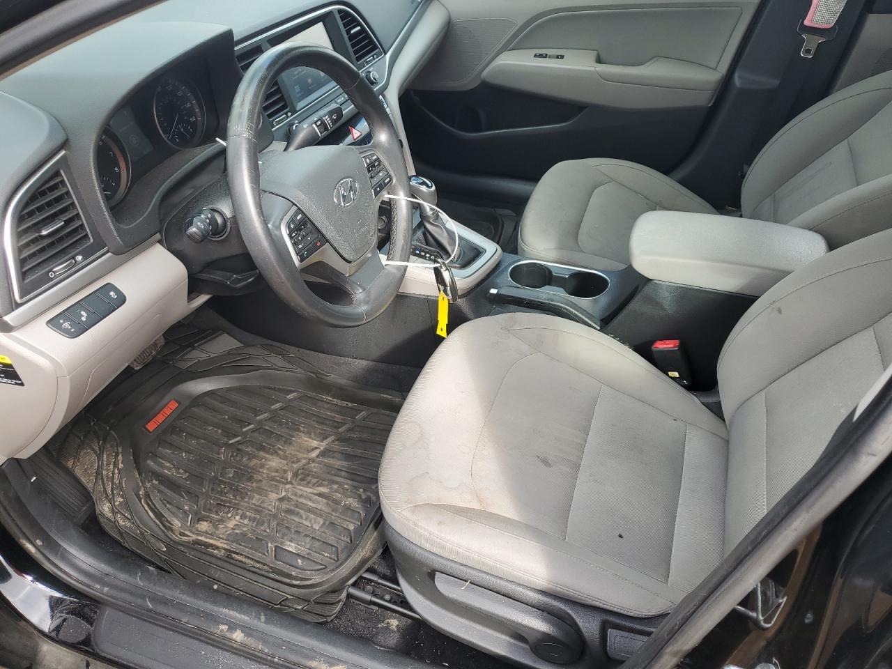 2018 HYUNDAI ELANTRA SE - Фото 7