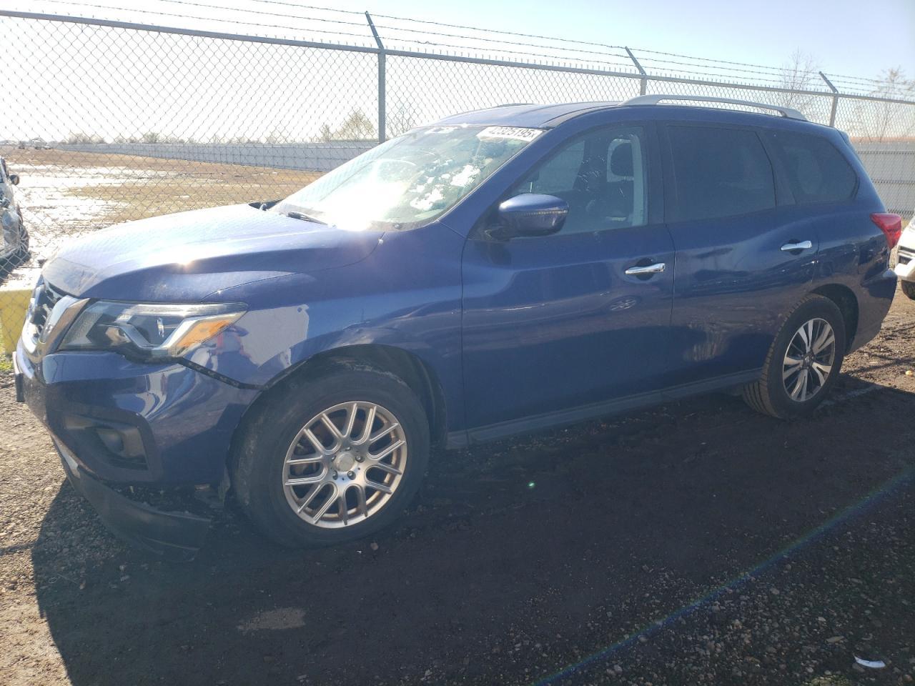 2017 NISSAN PATHFINDER