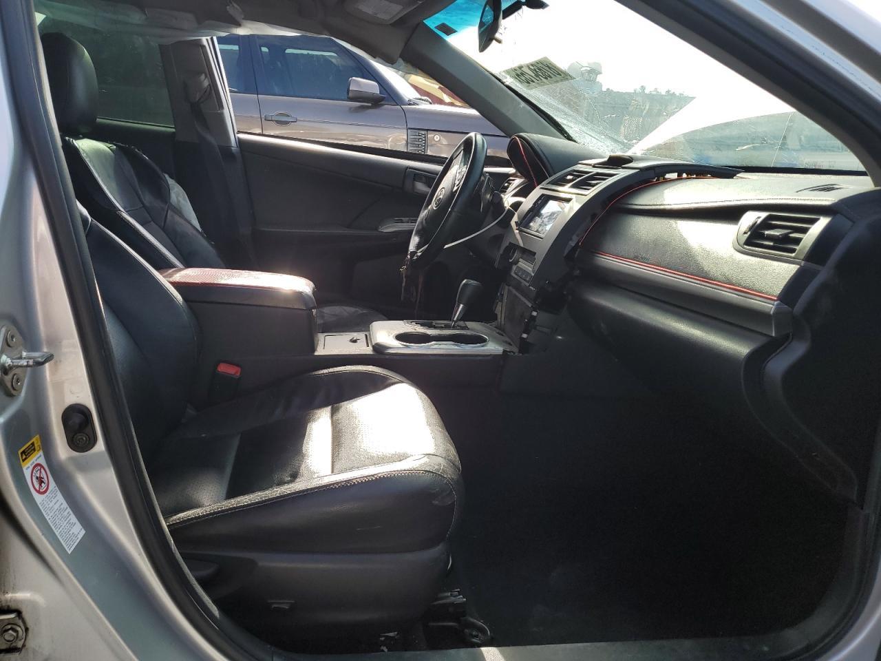2014 TOYOTA CAMRY L - Image 7