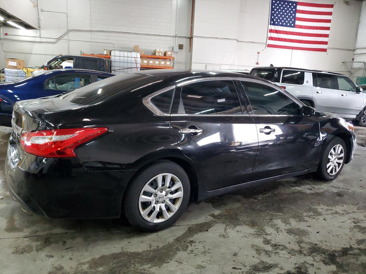 2016 NISSAN ALTIMA 2.5 - Фото 3
