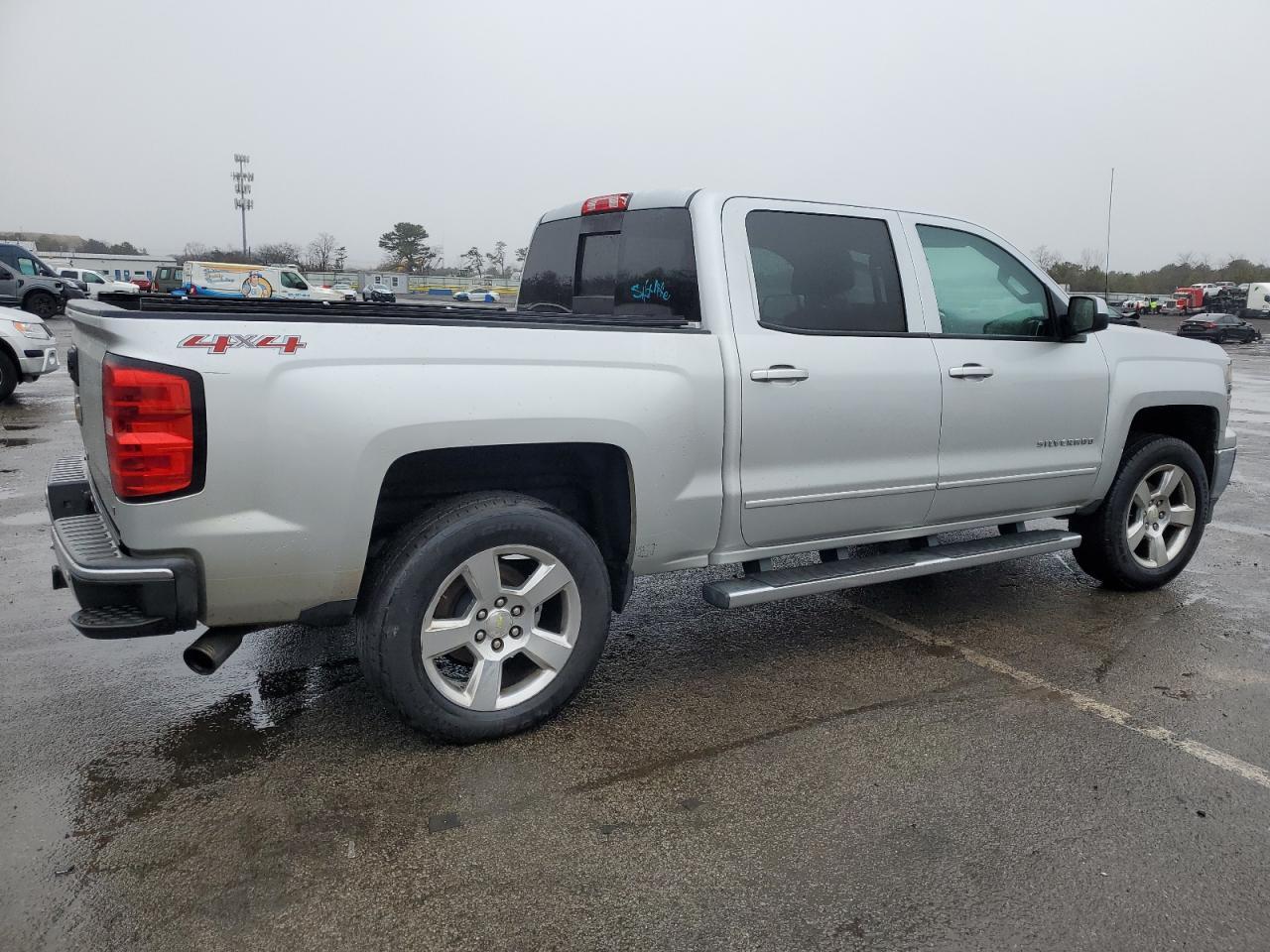 2015 CHEVROLET SILVERADO - Фото 3