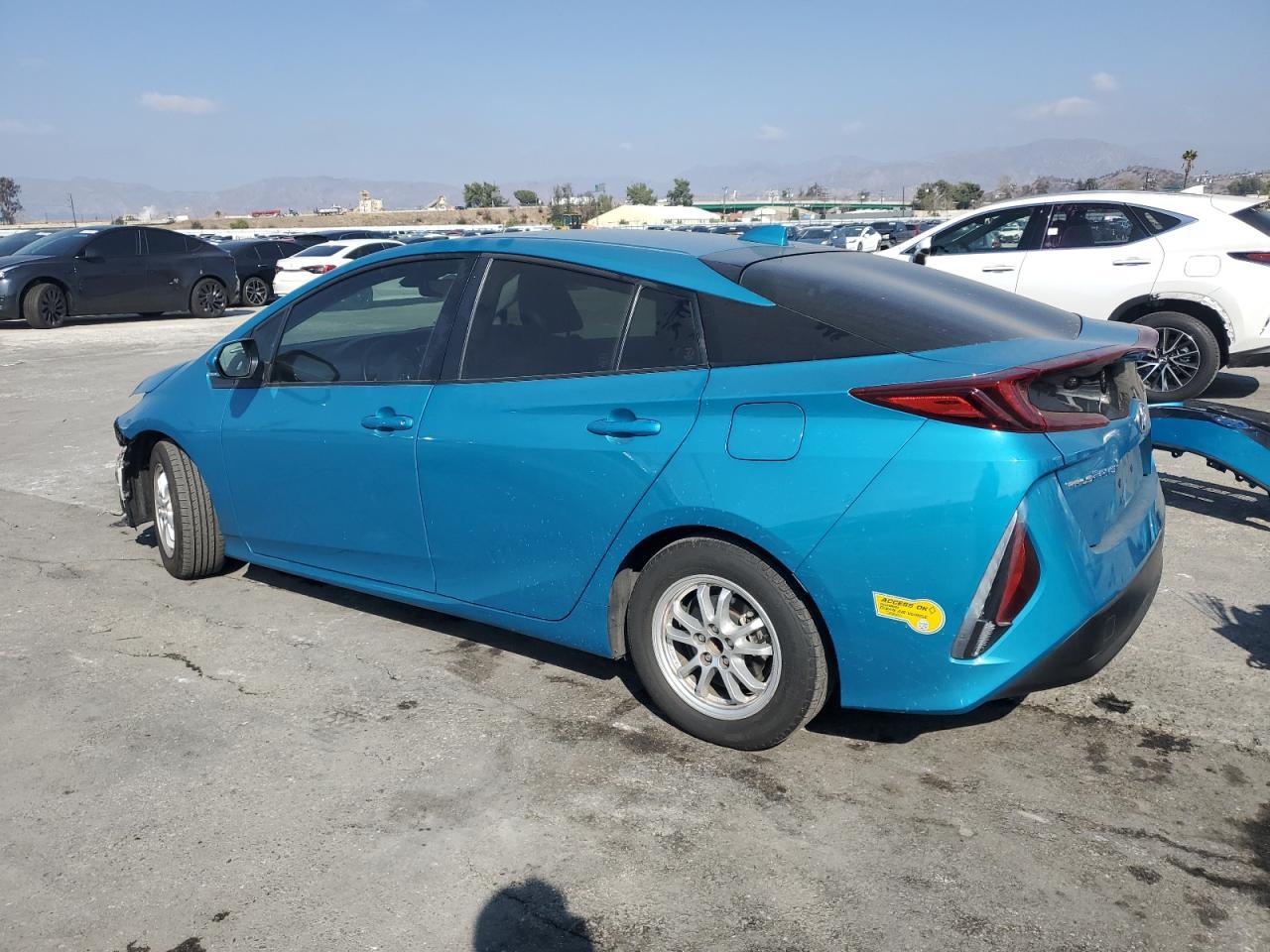 2022 TOYOTA PRIUS PRIM - Image 2