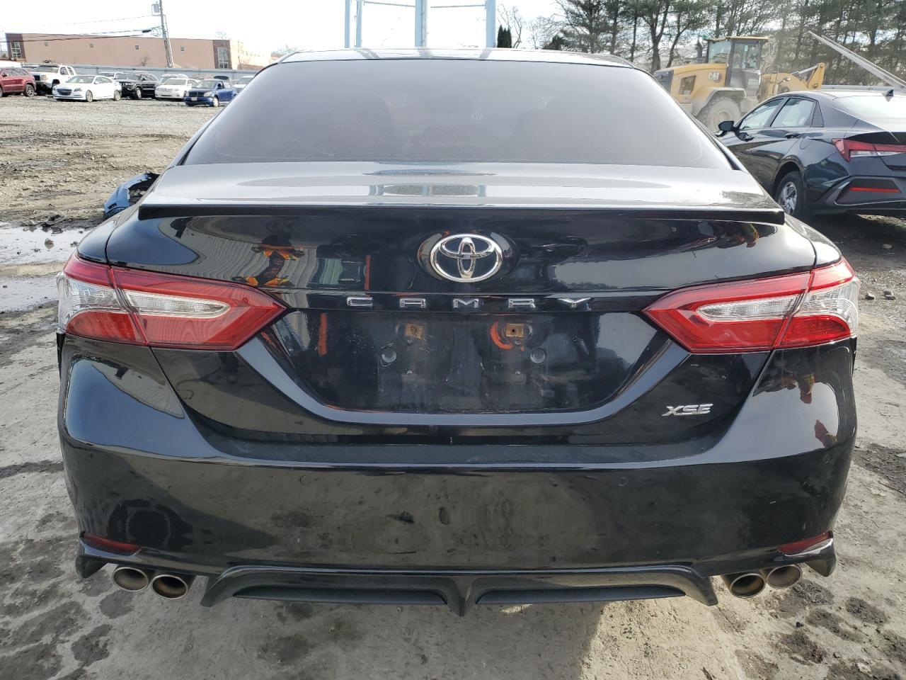 2018 TOYOTA CAMRY XSE - Фото 6