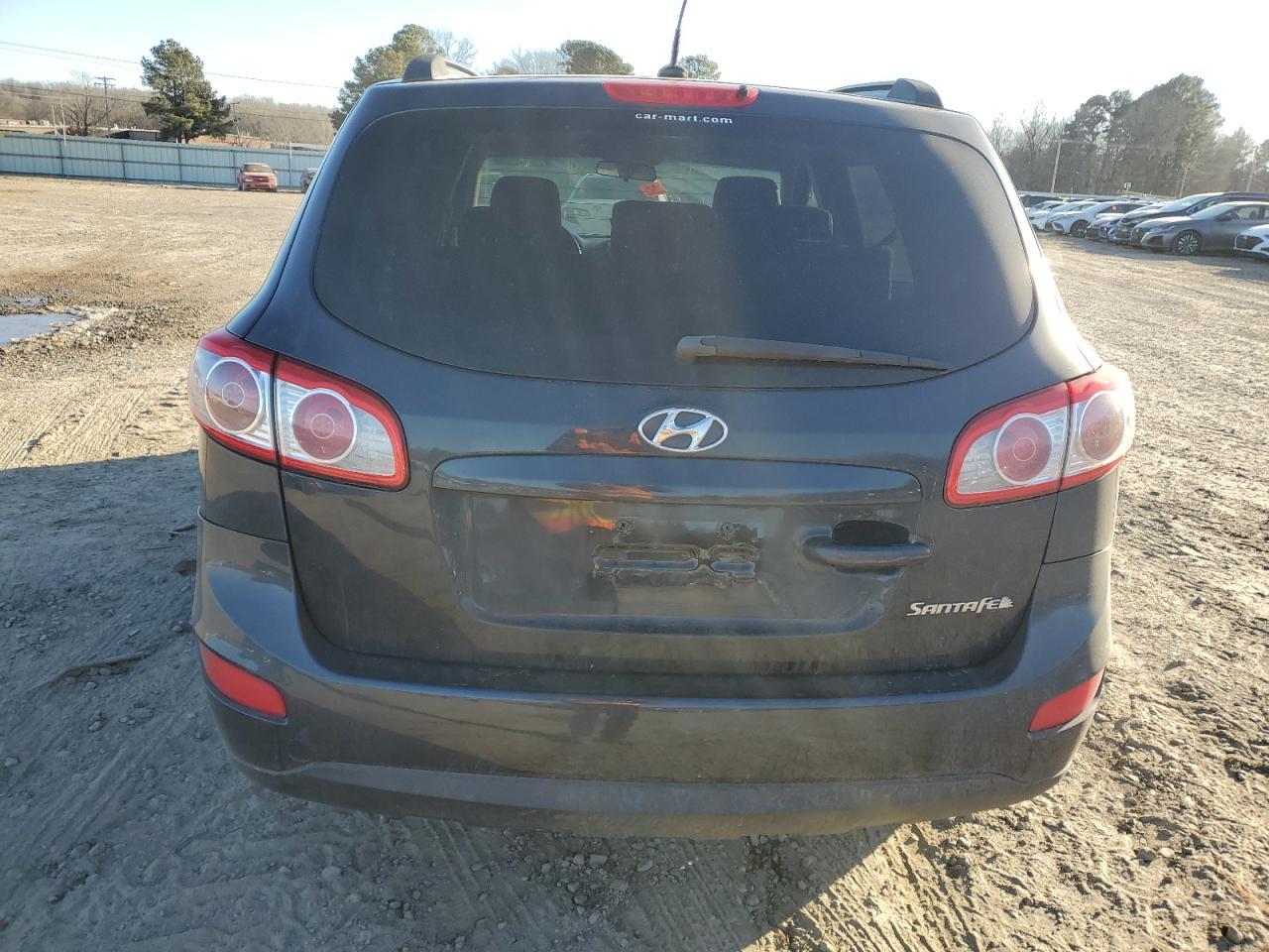 2011 HYUNDAI SANTA FE G - Image 6
