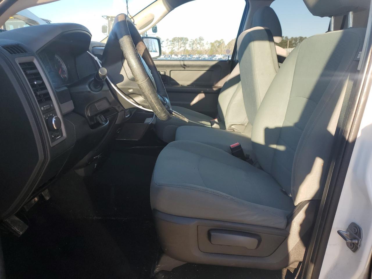 2017 RAM 1500 - Image 7