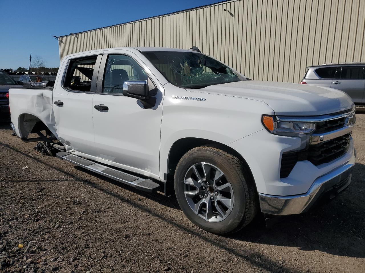 2023 CHEVROLET SILVERADO - Image 4