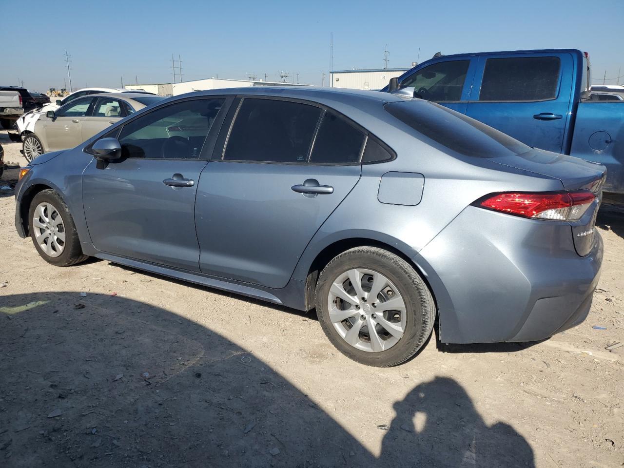 2021 TOYOTA COROLLA LE - Фото 2