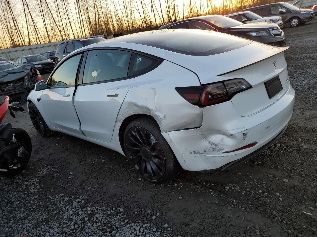 2021 TESLA MODEL 3 - Image 2