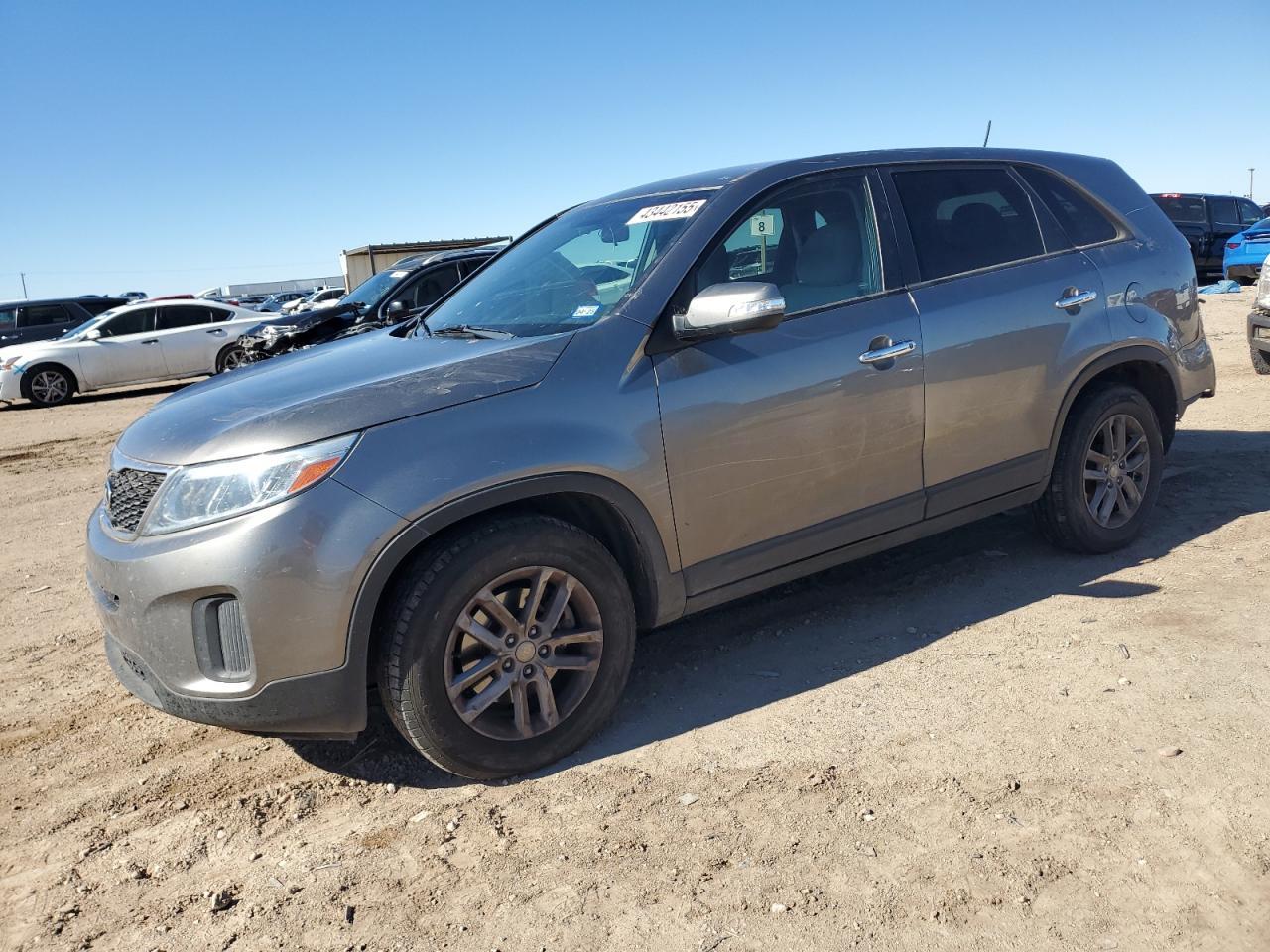 2015 KIA SORENTO LX