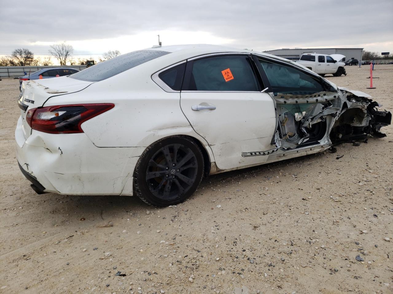 2018 NISSAN ALTIMA 2.5 - Image 3