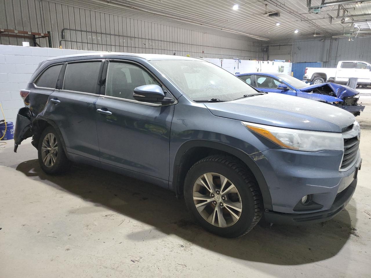 2015 TOYOTA HIGHLANDER - Image 4