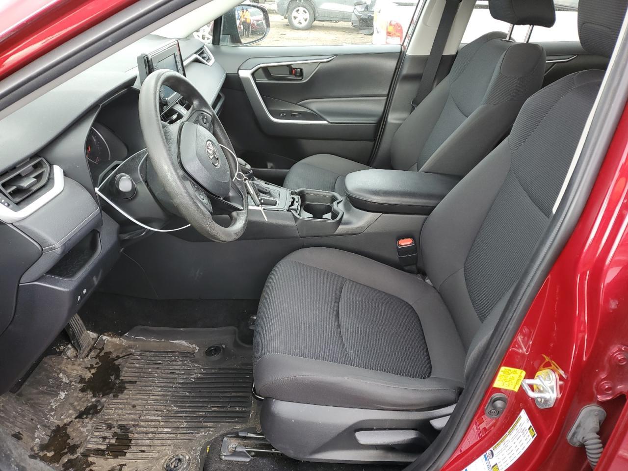 2021 TOYOTA RAV4 LE - Image 7