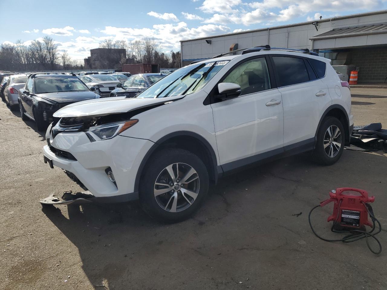 2017 TOYOTA RAV4 XLE