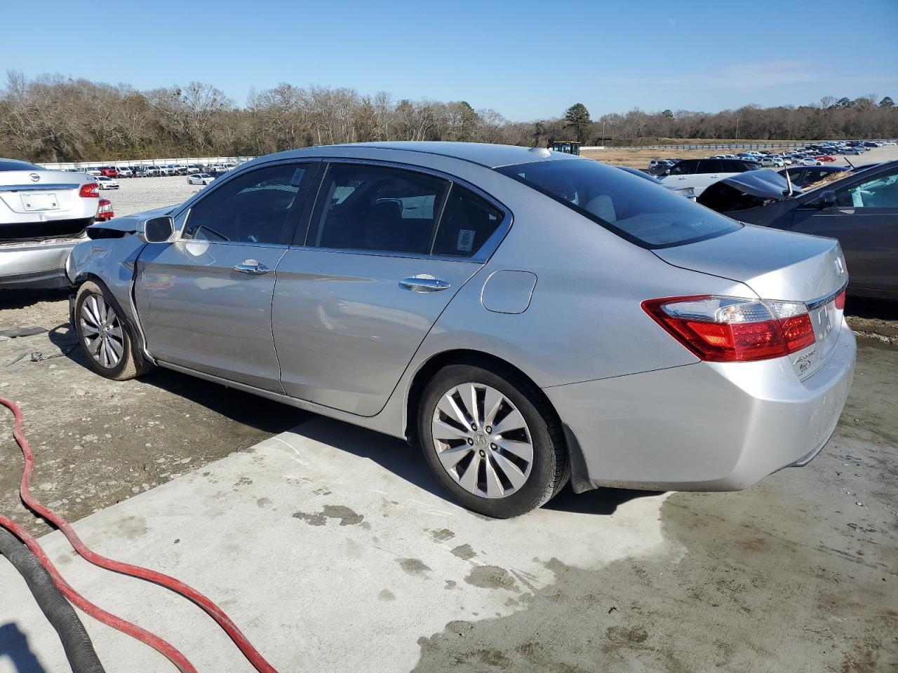 2015 HONDA ACCORD EXL - Image 2