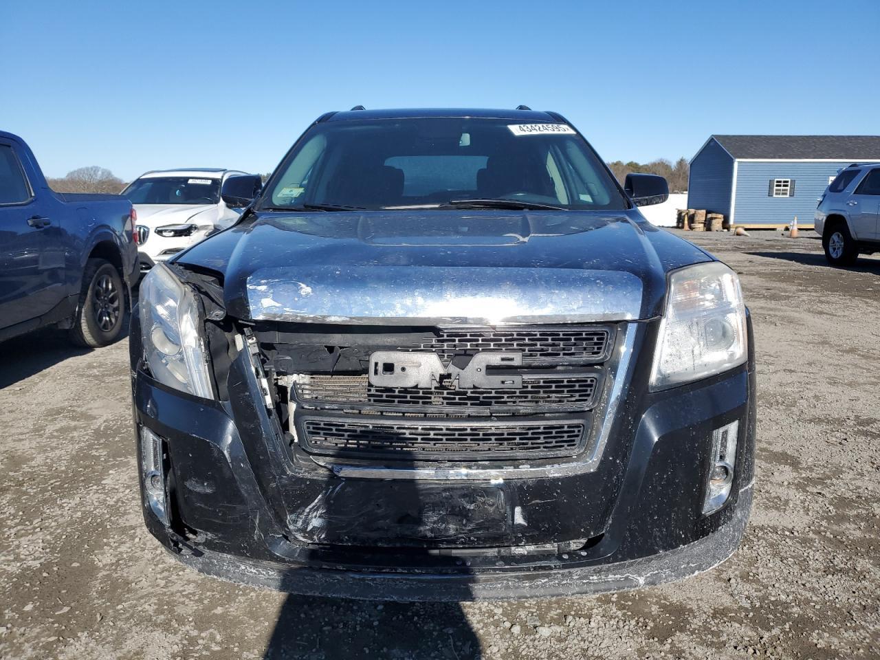 2013 GMC TERRAIN SL - Image 5