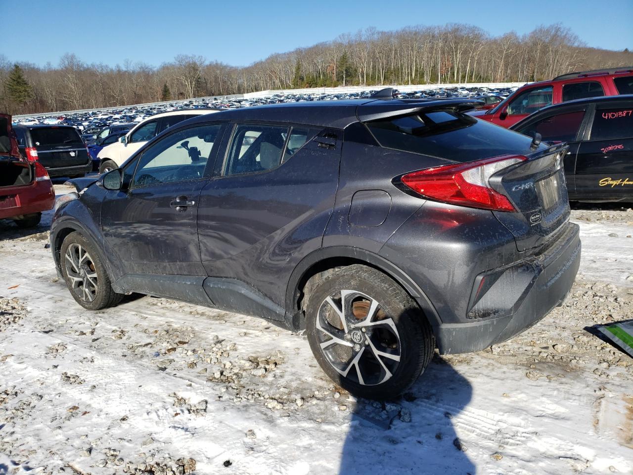 2018 TOYOTA C-HR XLE - Фото 2