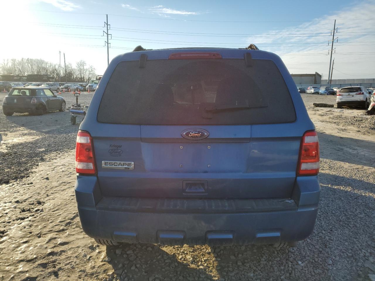 2010 FORD ESCAPE XLT - Фото 6