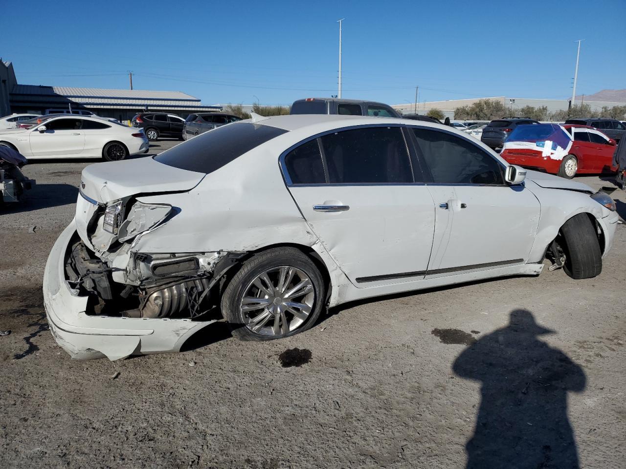 2011 HYUNDAI GENESIS 4. - Фото 3