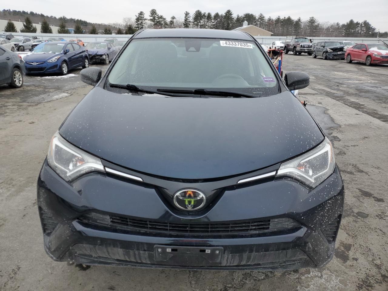 2018 TOYOTA RAV4 LE - Image 5