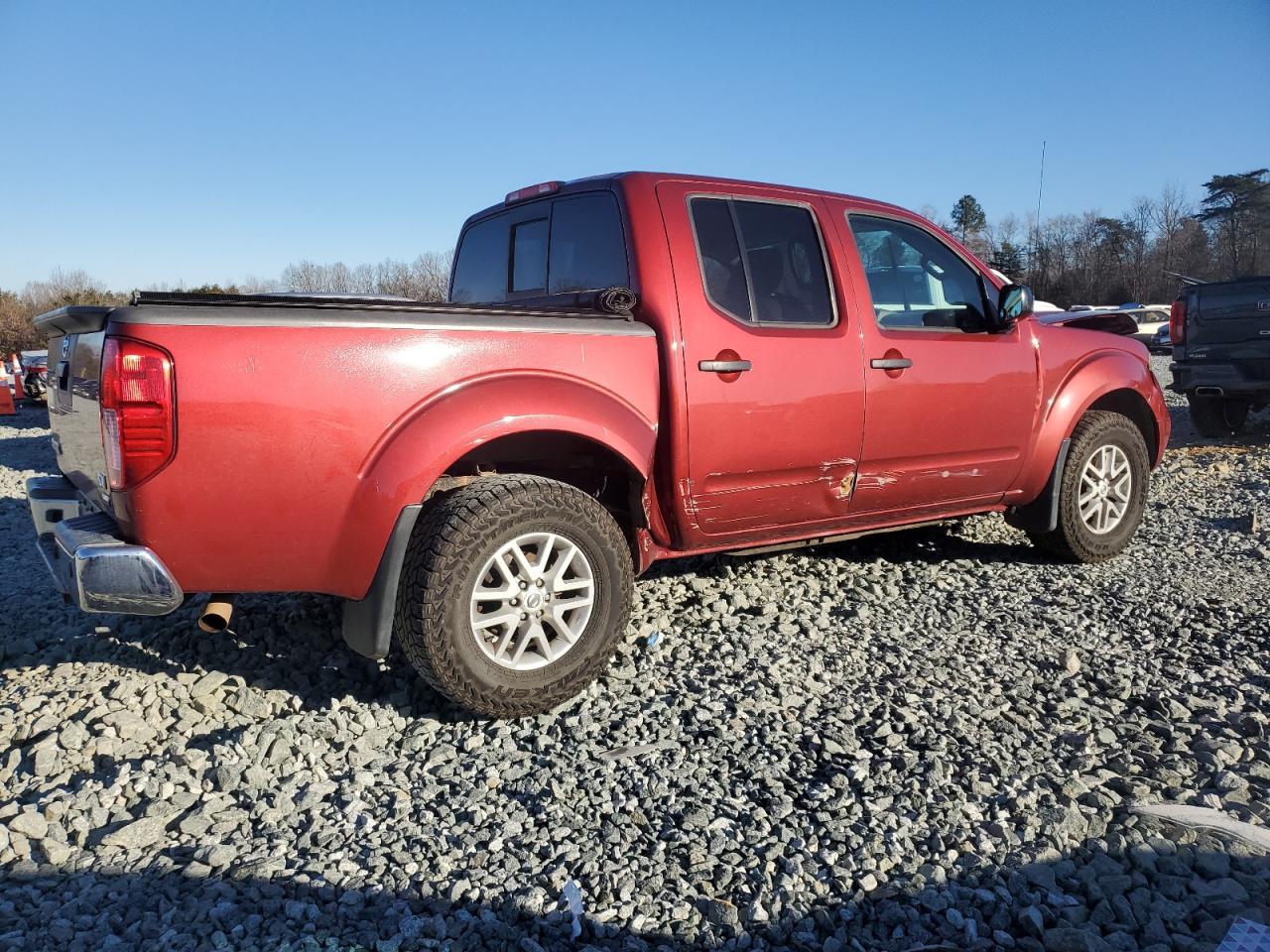 2017 NISSAN FRONTIER S - Image 3