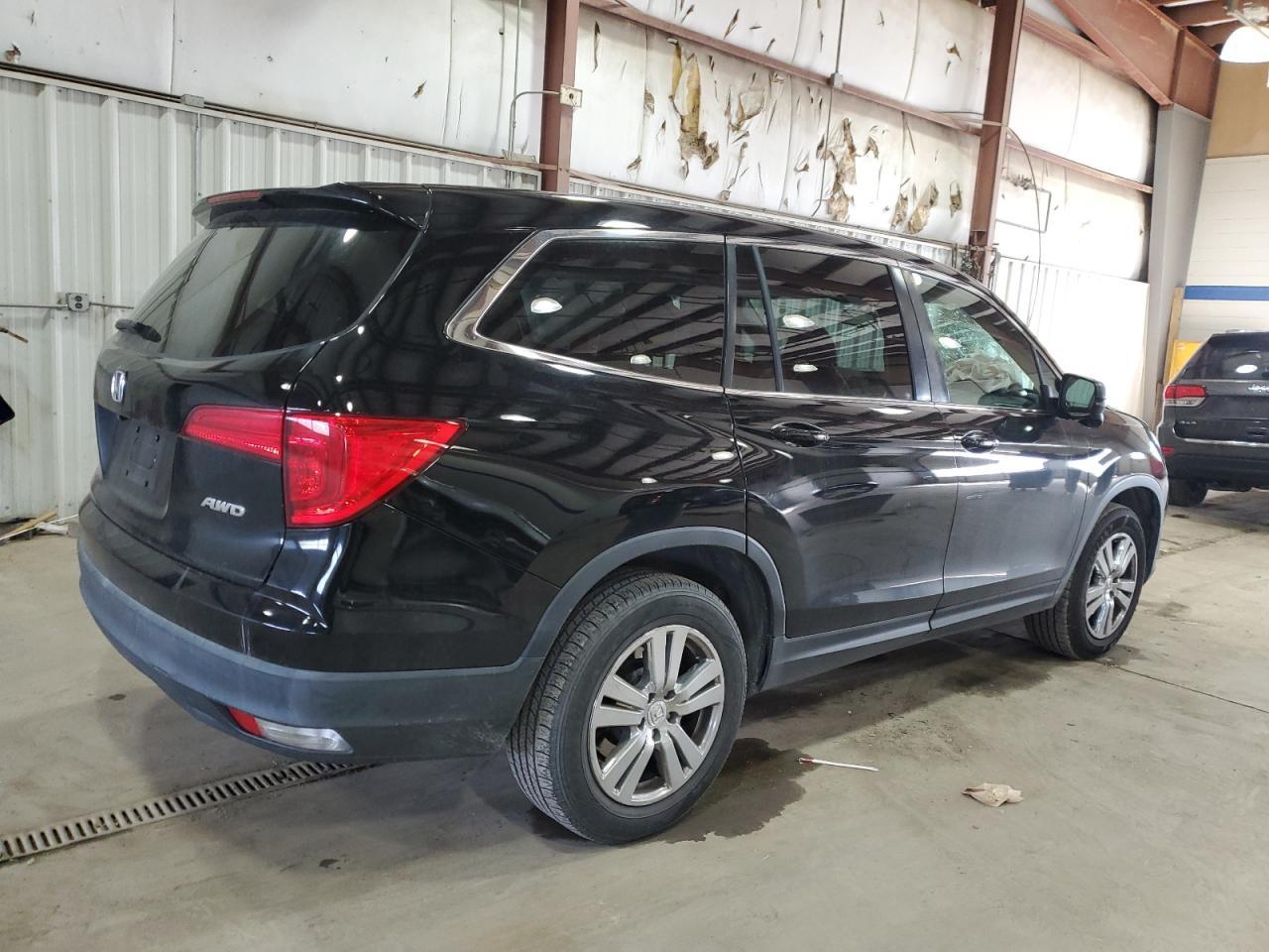 2017 HONDA PILOT EXLN - Image 3