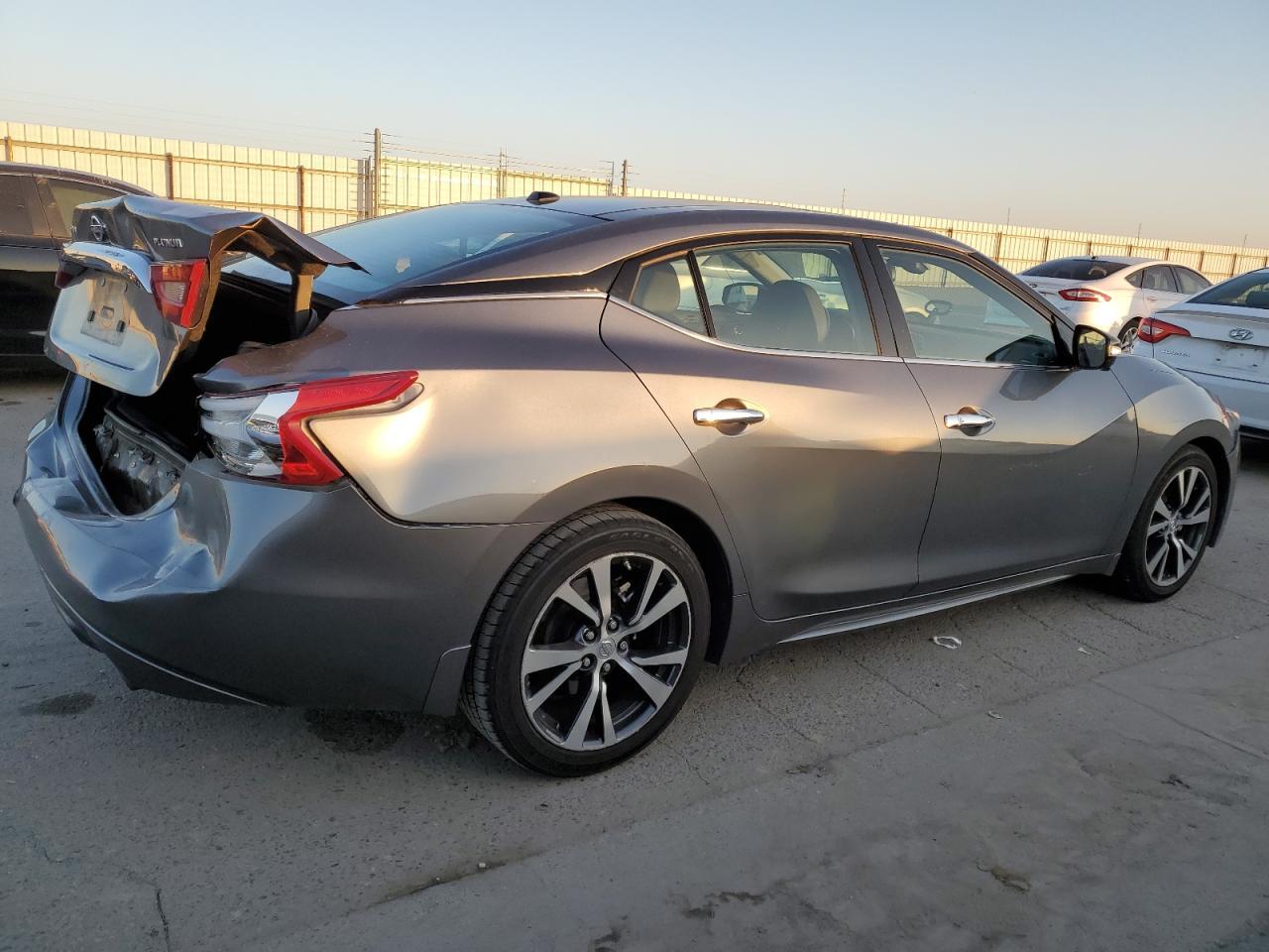 2016 NISSAN MAXIMA 3.5 - Фото 3