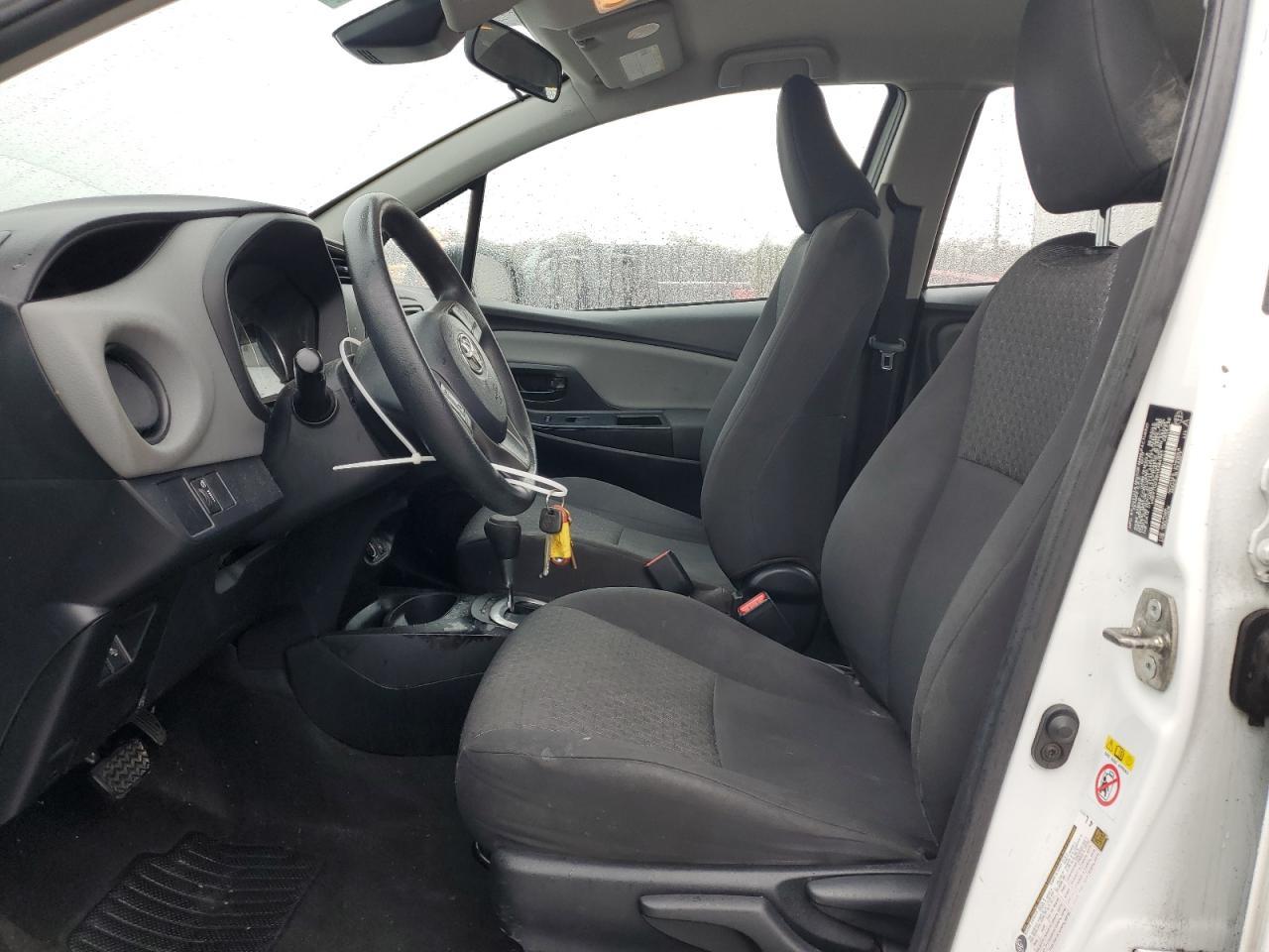2017 TOYOTA YARIS L - Фото 7
