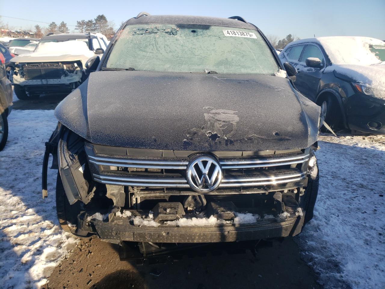 2015 VOLKSWAGEN TIGUAN S - Image 5