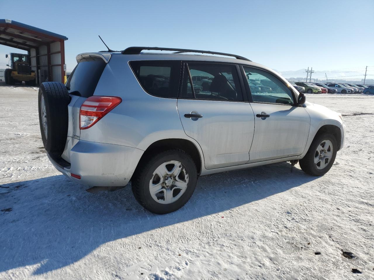 2011 TOYOTA RAV4 - Image 3