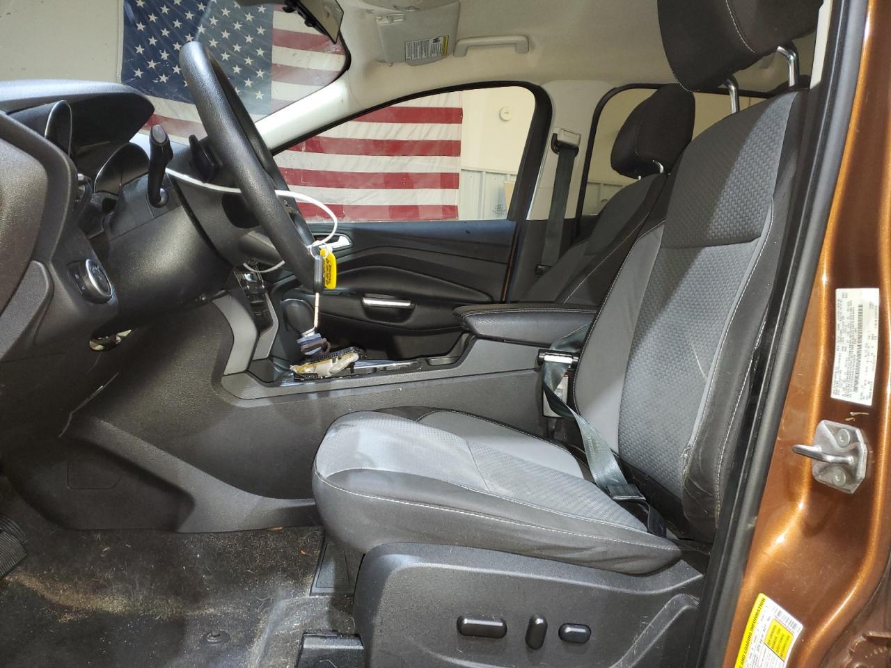 2017 FORD ESCAPE SE - Image 7