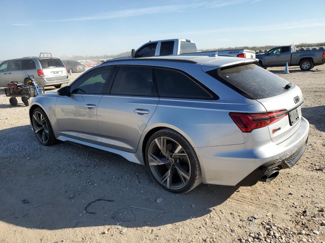 2021 AUDI RS6 - Фото 2