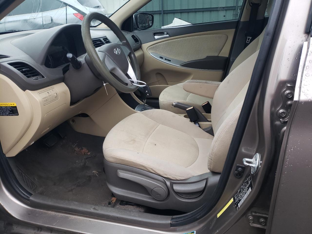 2014 HYUNDAI ACCENT GLS - Image 7