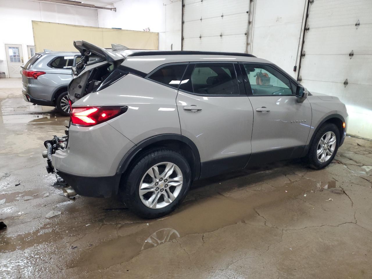 2021 CHEVROLET BLAZER 2LT - Image 3