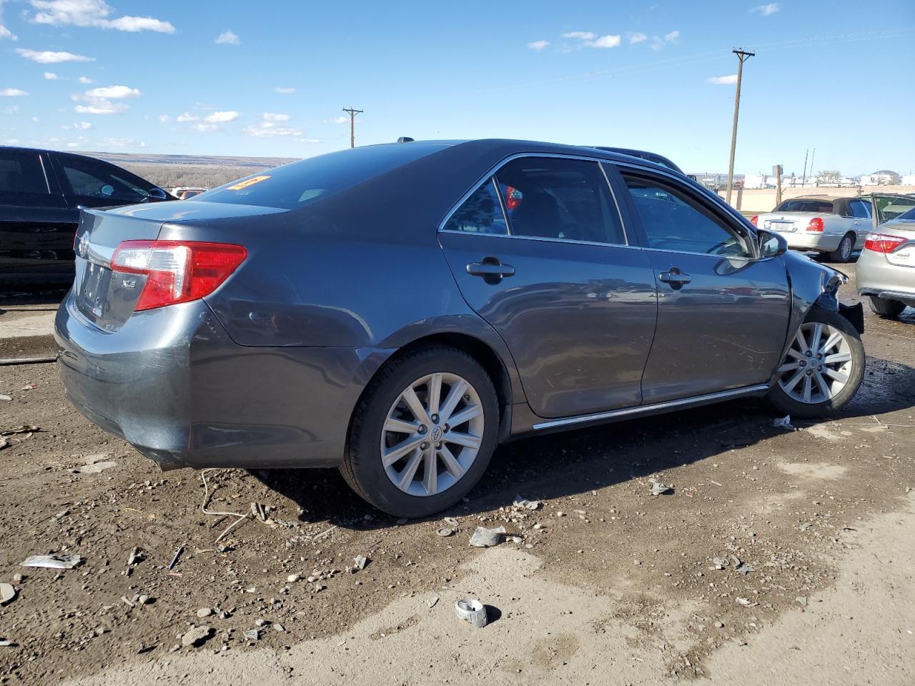 2014 TOYOTA CAMRY L - Image 3