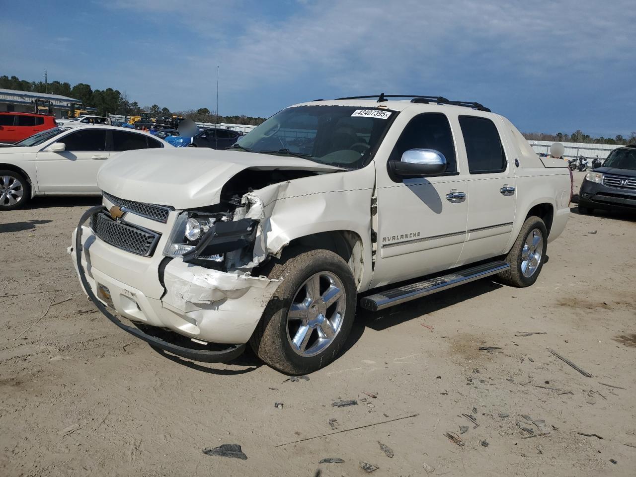 2013 CHEVROLET AVALANCHE