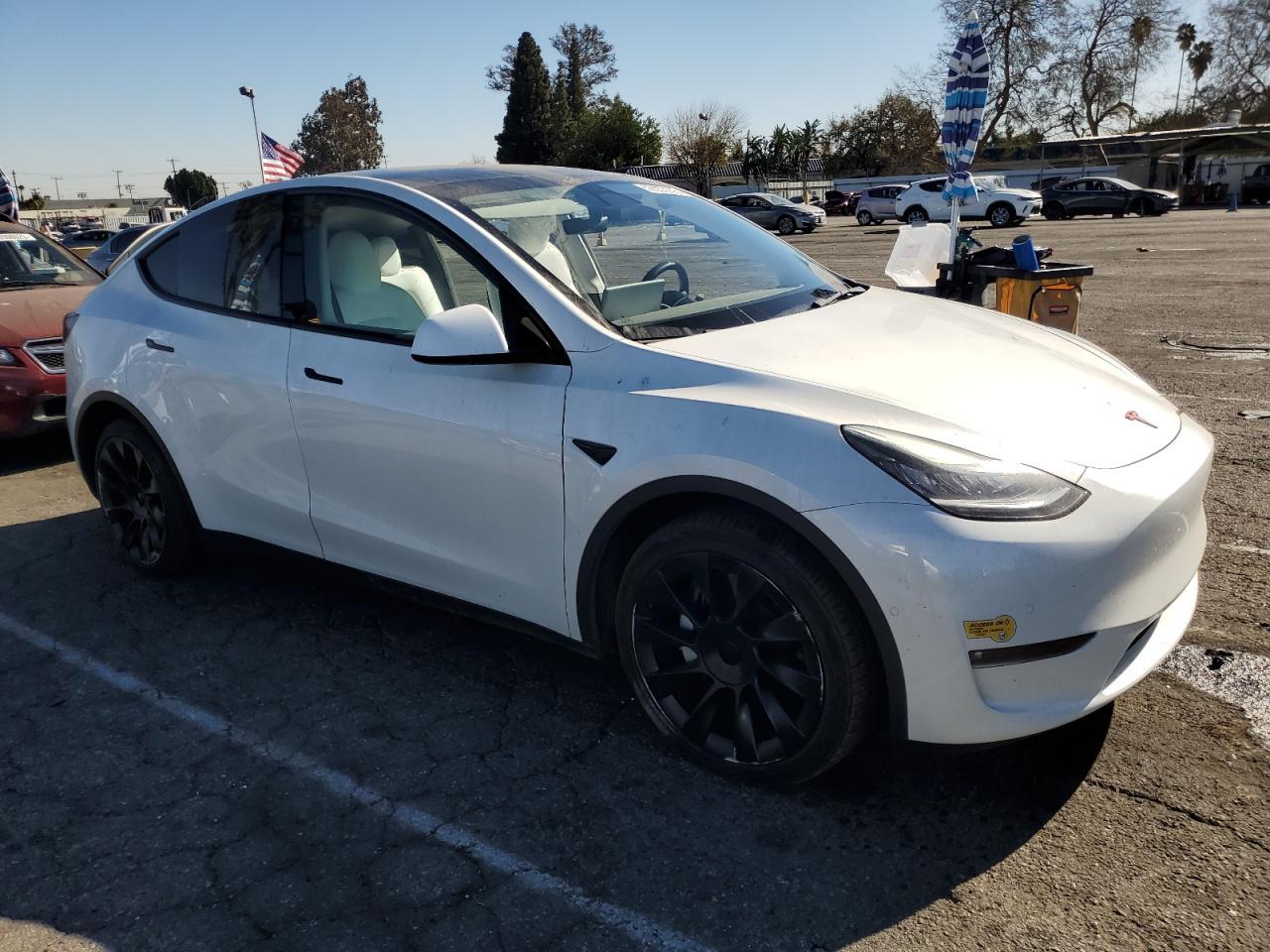 2022 TESLA MODEL Y - Image 4