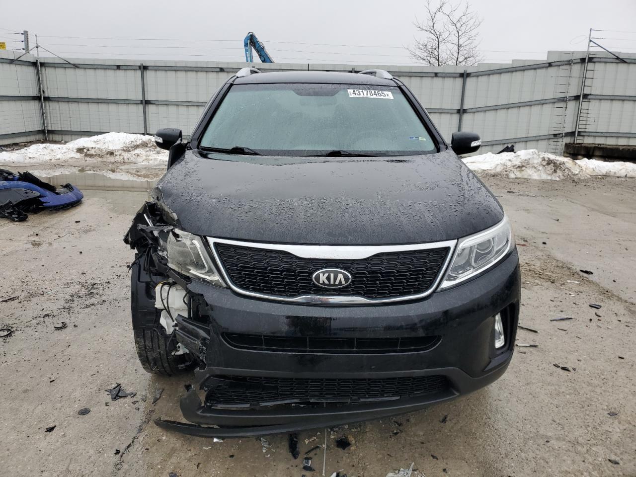 2014 KIA SORENTO LX - Image 5
