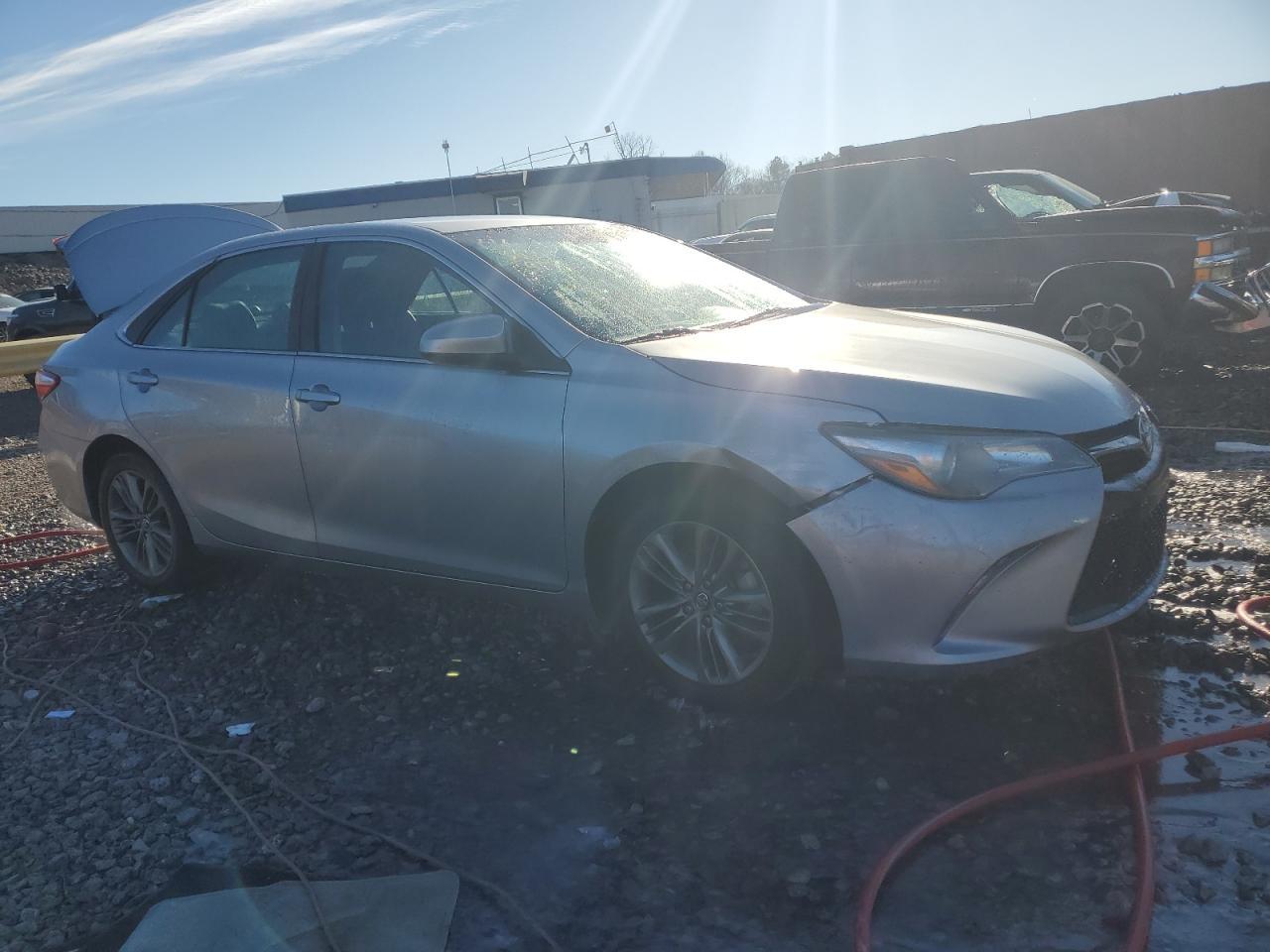 2017 TOYOTA CAMRY LE - Фото 4