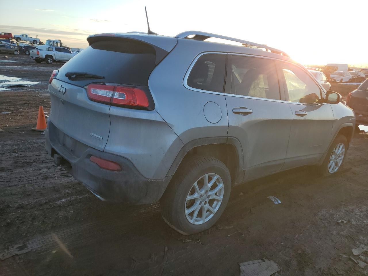2017 JEEP CHEROKEE L - Image 3