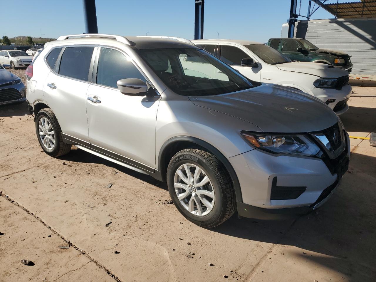 2018 NISSAN ROGUE S - Фото 4