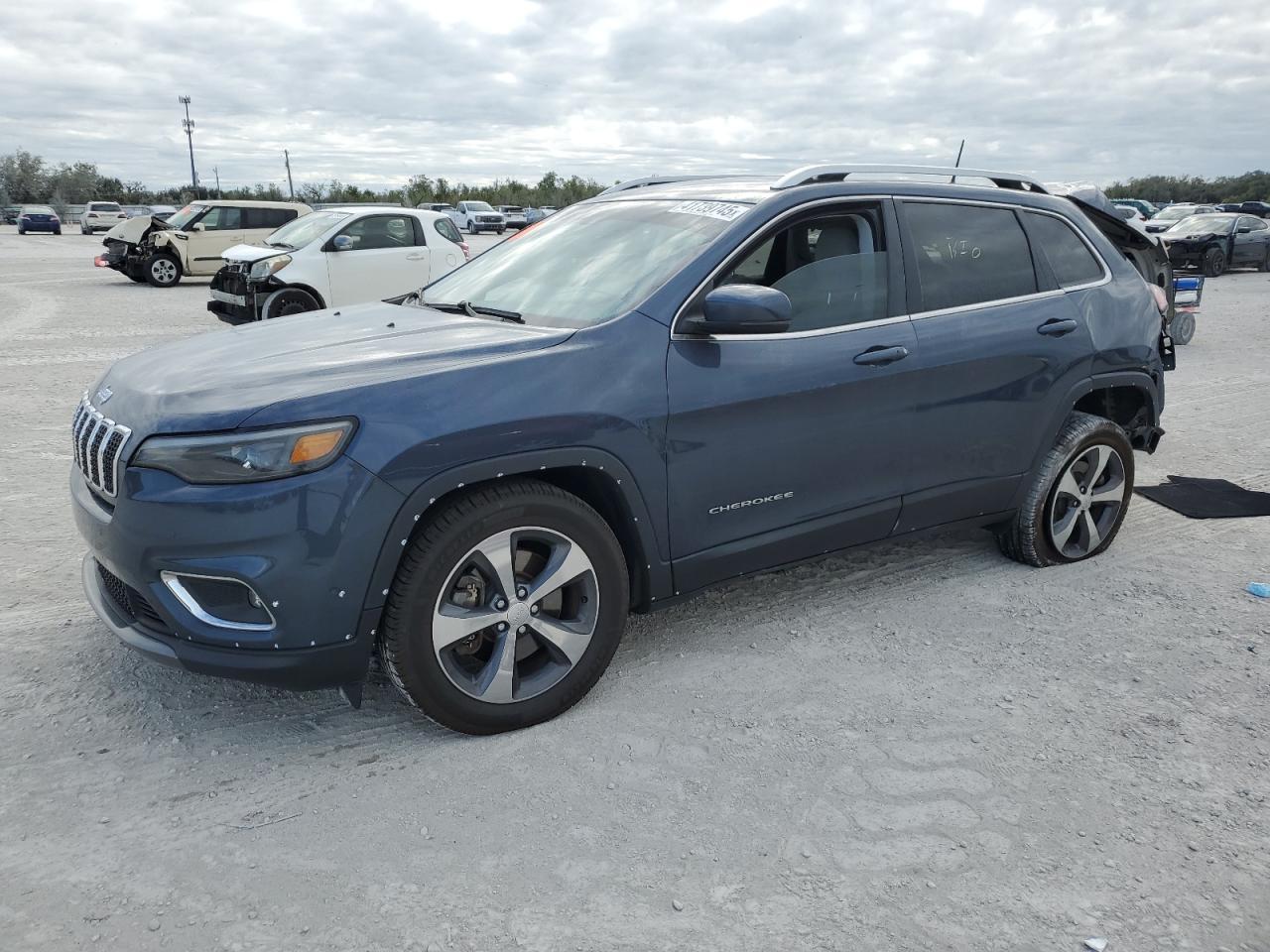 2019 JEEP CHEROKEE L