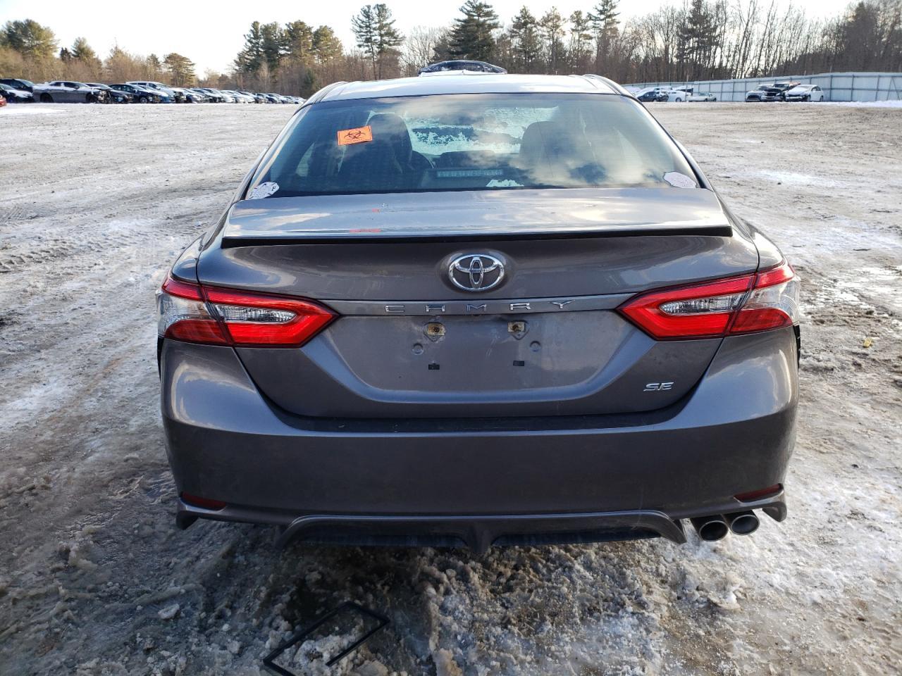 2018 TOYOTA CAMRY L - Фото 6