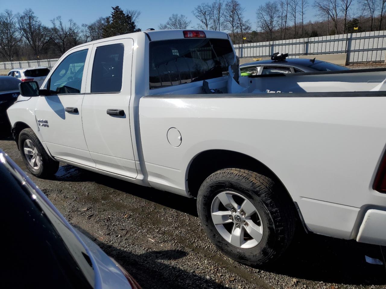 2017 RAM 1500 ST - Фото 2