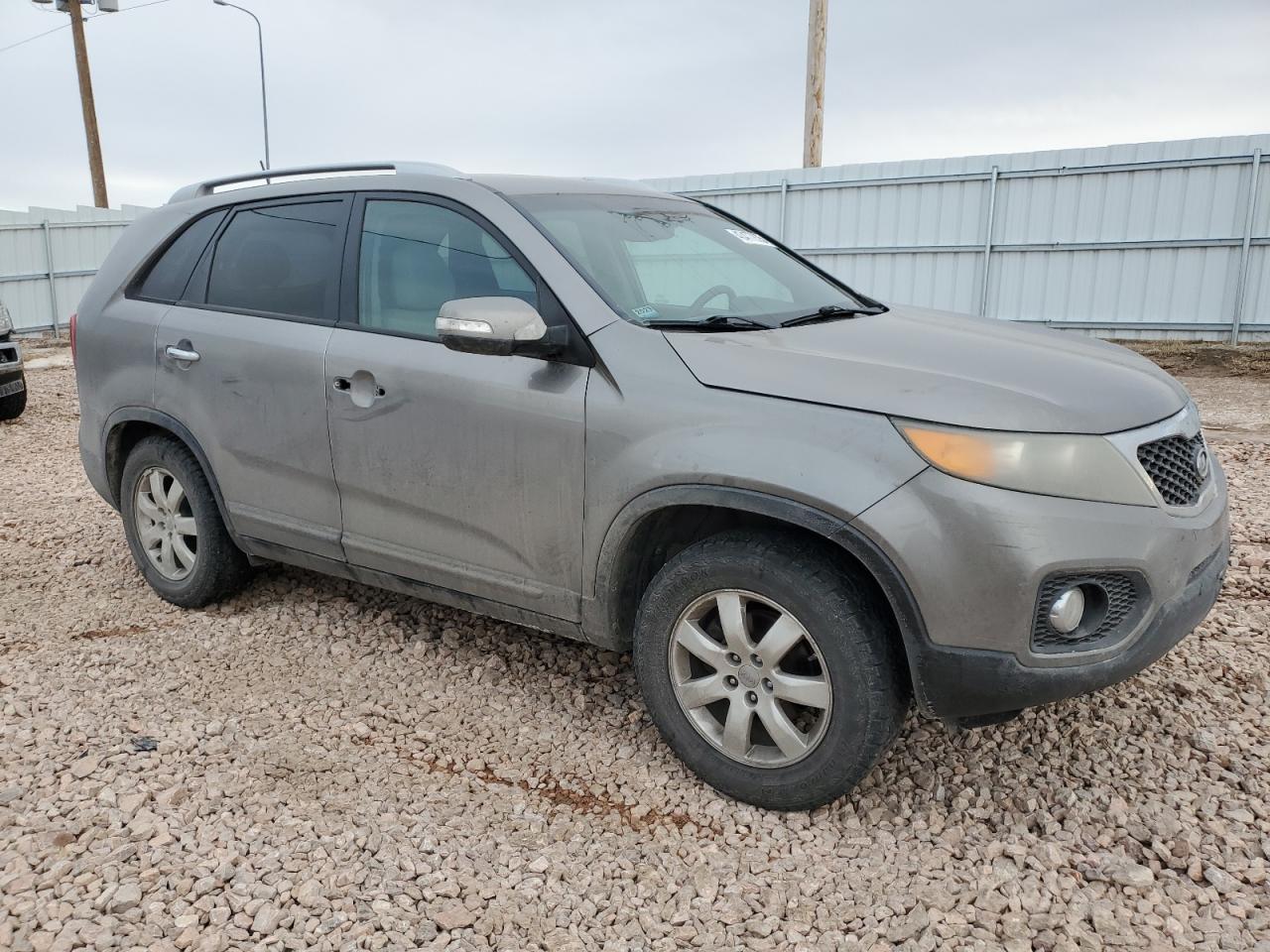 2012 KIA SORENTO BA - Image 4